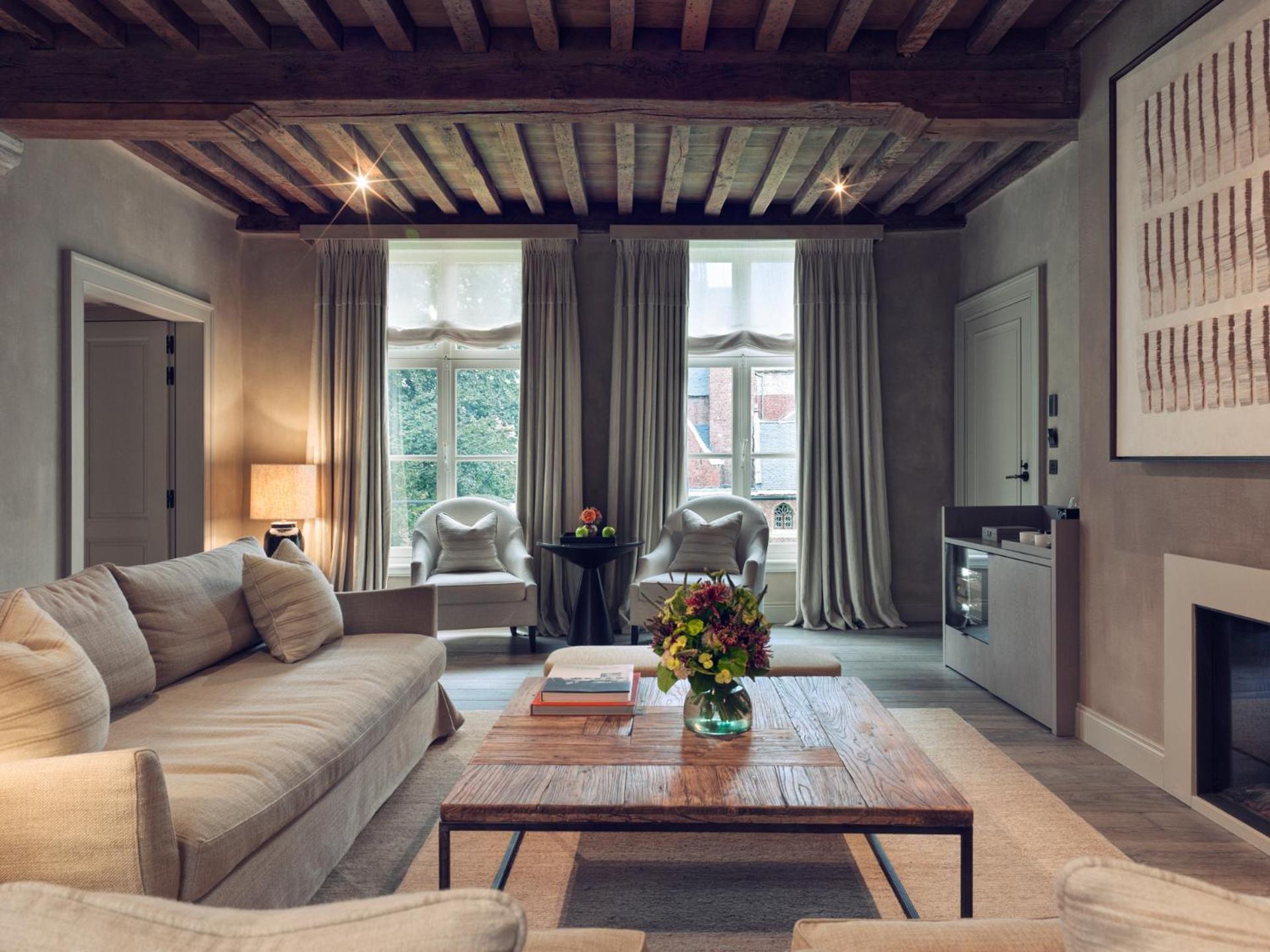 Botanic Sanctuary Antwerp - The Leading Hotels Of The World Exterior foto The interior of a suite at the Hotel de la Ville